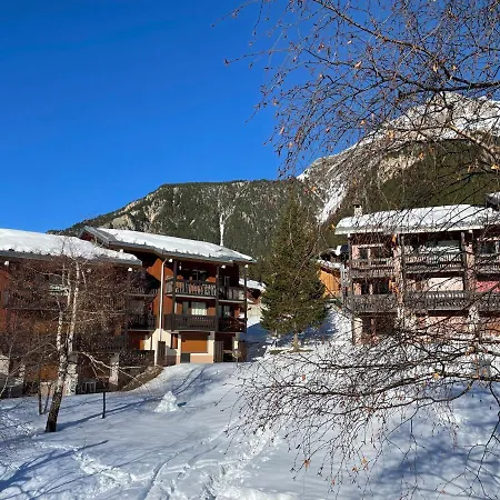 Le Bouquetin 73: Cozy With Slope-side Pool And Panoramic Views Holiday home