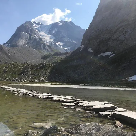 Le Bouquetin 73: Cozy With Slope-side Pool And Panoramic Views * Pralognan-la-Vanoise